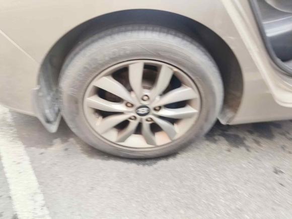 [常州·苏D] 二手现代朗动2015款 1.6L 自动时尚型