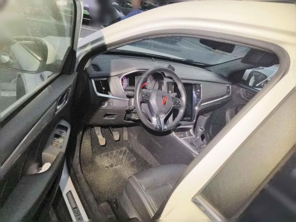 [上海·鄂A] 二手荣威荣威RX52019款 20T 两驱手动4G互联铂金版