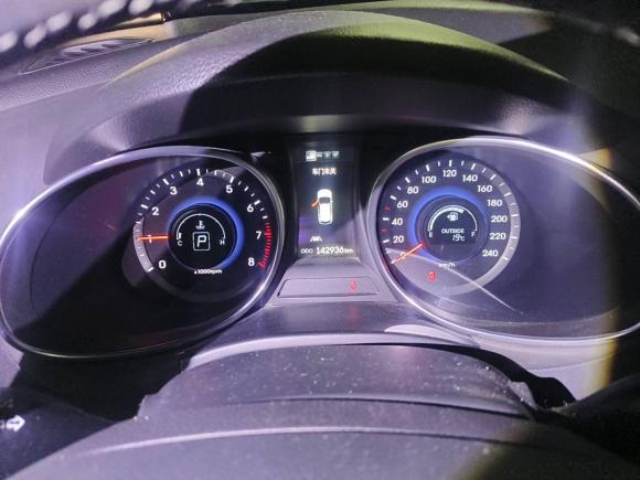 [南京·苏A] 二手现代胜达2013款 2.0T 自动四驱顶级型