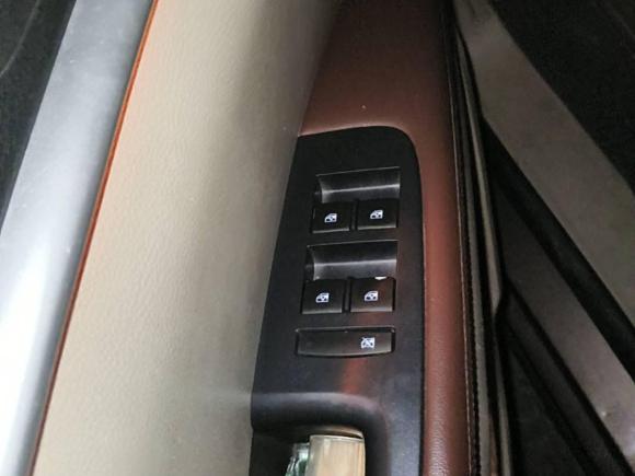 [广州·粤A] 二手别克别克GL82017款 25S 舒适型 国V