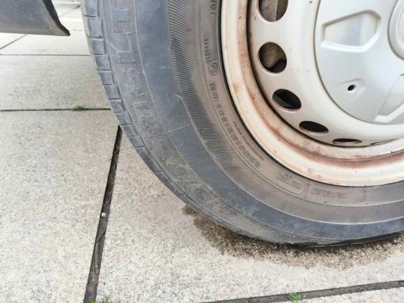 [宁波·浙B] 二手福特全顺2019款 2.0T柴油多功能商用车短轴低顶6座国VI