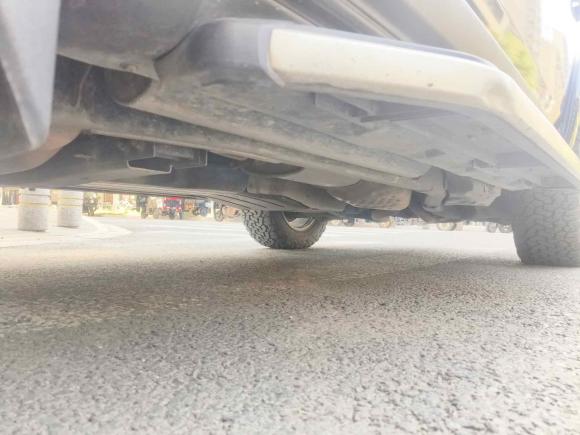 [济南·鲁C] 二手路虎发现2005款 4.0 SC V6 HSE