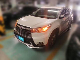 丰田汉兰达2015款 2.0T 四驱豪华版 7座