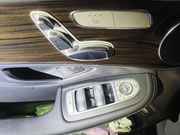 [青岛·鲁B] 二手奔驰奔驰GLC2016款 GLC 260 4MATIC 动感型