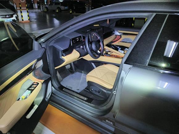 [上海·沪A] 二手极氪极氪0012021款 超长续航双电机 YOU版