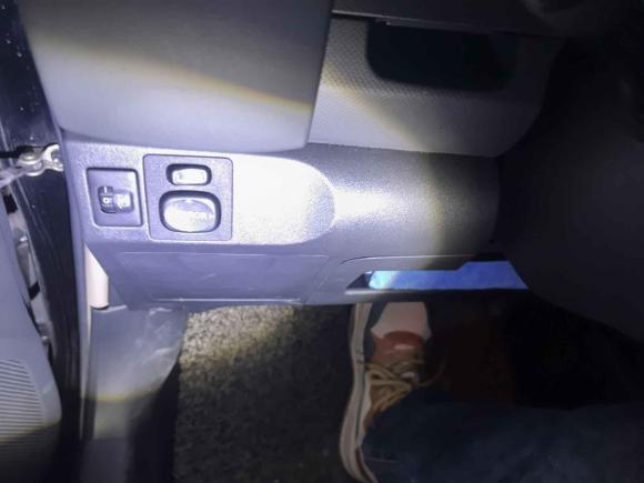 [南京·苏A] 二手丰田雅力士2011款 1.6E 自动魅动版