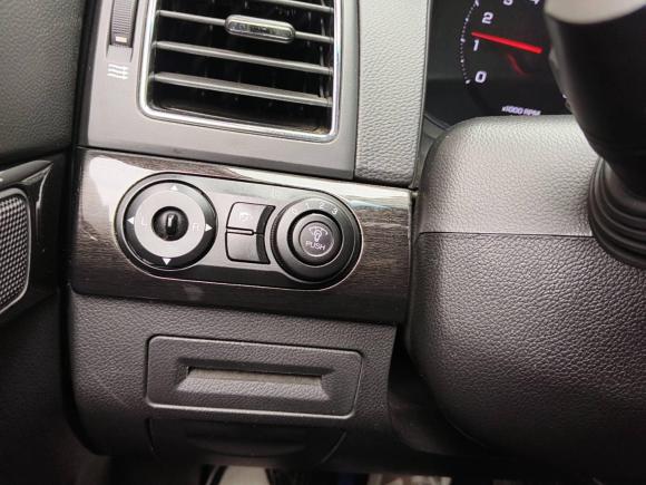 [武汉·鄂A] 二手雪佛兰科帕奇2015款 2.4L 四驱旗舰版 7座