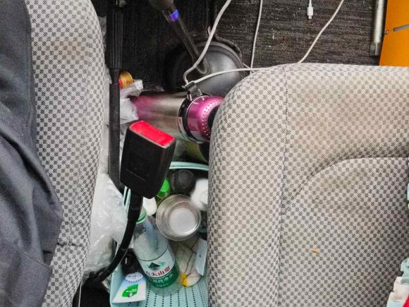 [嘉兴·豫V] 二手依维柯依维柯得意2022款 2.5T A37 M1客车 5-9座长轴中顶双胎手动门