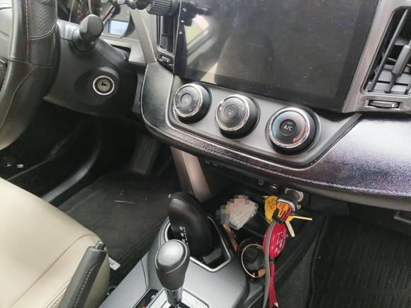 [佛山·粤Y] 二手丰田RAV4荣放2016款 2.0L CVT两驱都市版 国V