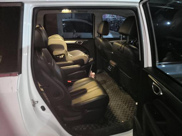 [成都·川A] 二手广汽传祺传祺M62021款 270T DCT豪华版（七座）