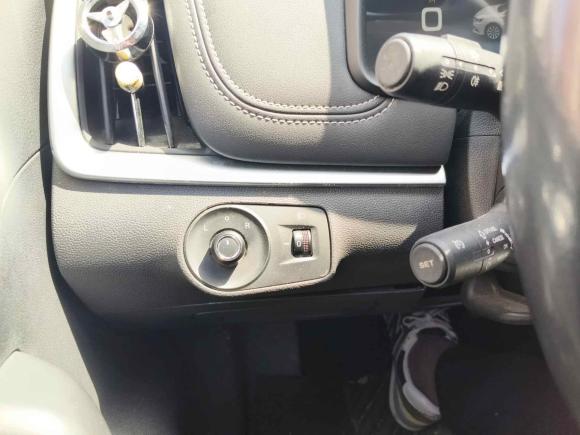 [上海·沪A] 二手荣威荣威i6新能源2017款 45T 混动互联智享版