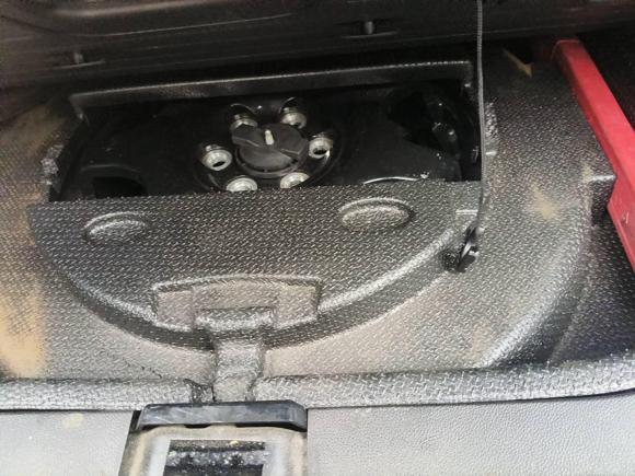 [南昌·赣C] 二手凯迪拉克凯迪拉克SRX2013款 3.0L 舒适型