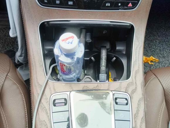 [无锡·苏B] 二手奔驰奔驰E级新能源2022款 改款三 E 350 e L 插电式混合动力轿车