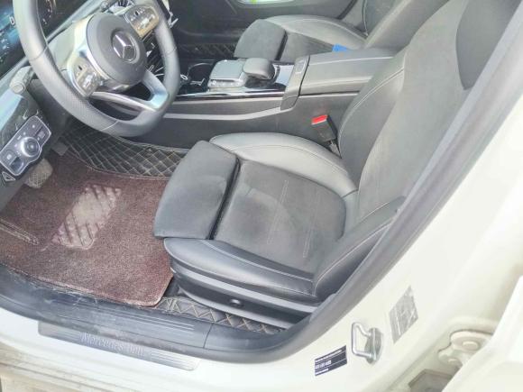 [南京·苏A] 二手奔驰奔驰A级2021款 A 200 L 运动轿车时尚型