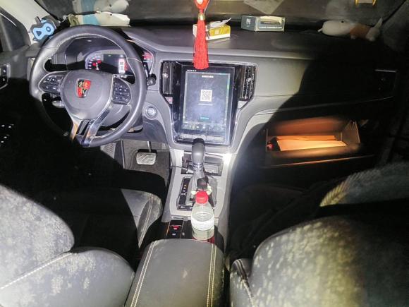 [成都·川A] 二手荣威荣威RX52016款 30T 两驱自动互联网智享版