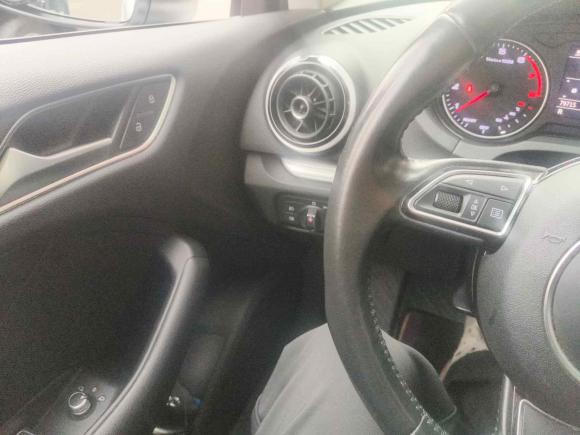 [杭州·浙A] 二手奥迪奥迪A32015款 Sportback 35 TFSI 百万纪念舒享型