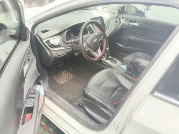 [南昌·赣M] 二手雪佛兰科沃兹2019款 320 自动欣享天窗版