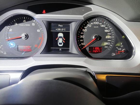 [深圳·粤B] 二手奥迪奥迪A6L2011款 3.0 TFSI quattro 豪华型