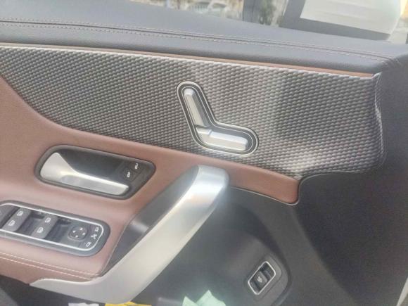 [深圳·粤B] 二手奔驰奔驰A级2020款 改款 A 200 L 运动轿车动感型