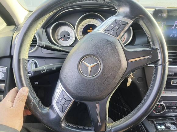 [上海·沪G] 二手奔驰奔驰C级2011款 C 200 CGI 时尚型