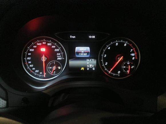 [上海·沪C] 二手奔驰奔驰B级2015款 B 200 动感型