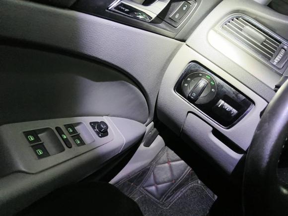 [上海·沪B] 二手斯柯达速派2013款 1.4TSI DSG名仕版