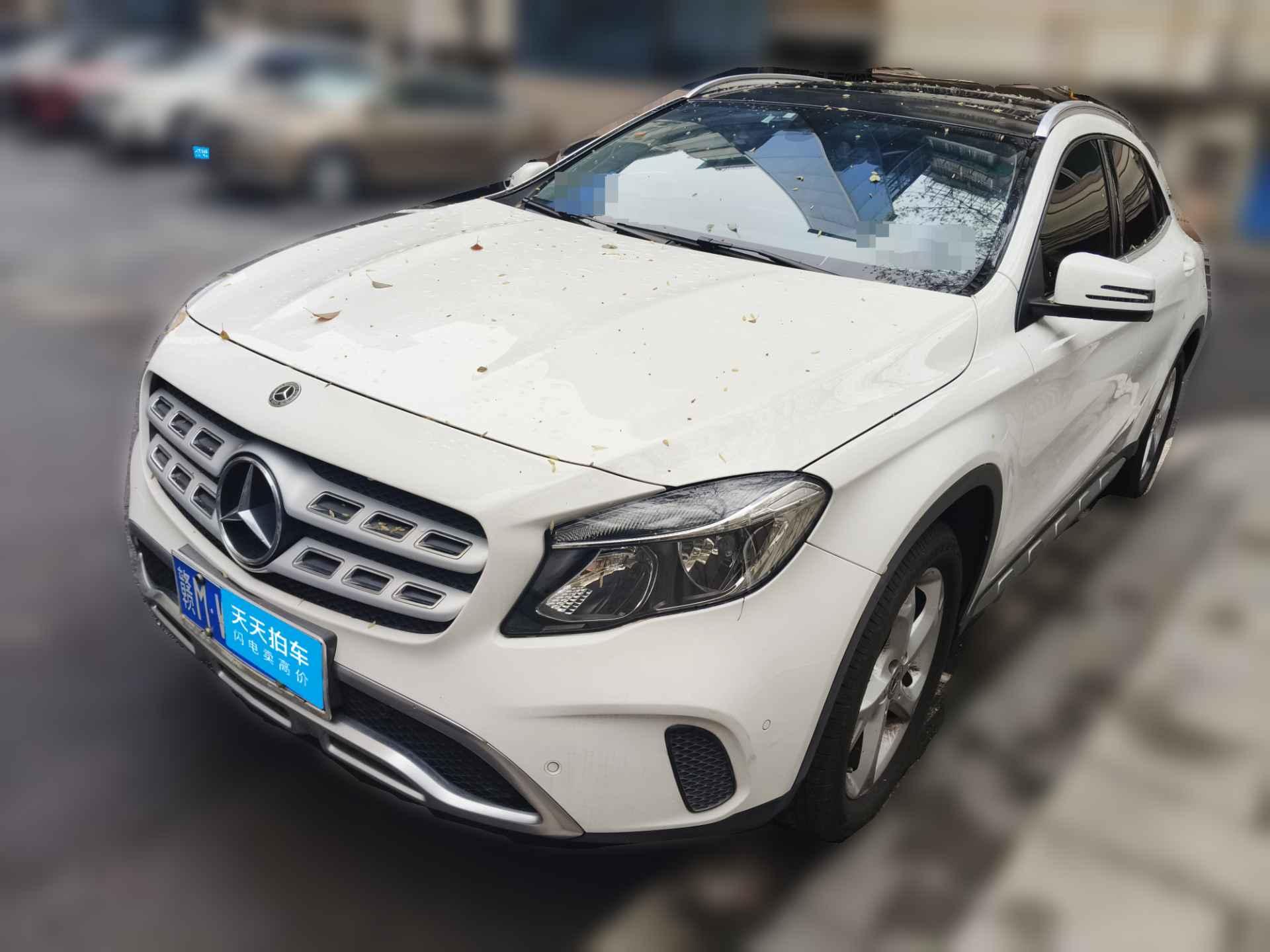 [南昌·赣M] 奔驰奔驰GLA2017款 GLA 200 动感型