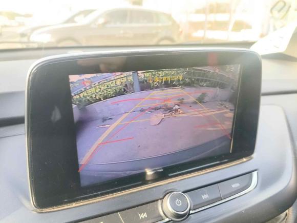 [上海·沪D] 二手别克昂科拉2020款 20T CVT精英型