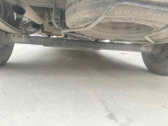 [嘉兴·浙F] 二手大通新途V802019款 2.5T经典款6挡手动厢式货车VAN短轴中顶2/3座