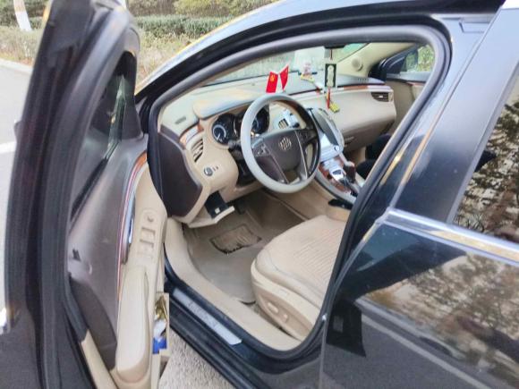 [青岛·鲁U] 二手别克君越2012款 2.4L SIDI豪华版