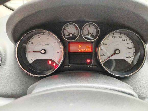 [成都·川A] 二手标致标致4082013款 2.0L 自动舒适版