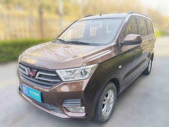 五菱汽車(chē)五菱宏光2019款 1.5L S舒適型國(guó)VI LAR「濟(jì)南二手車(chē)」「天天拍車(chē)」