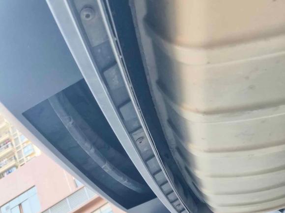 [广州·桂A] 二手大众途锐2011款 3.0TSI 高配型