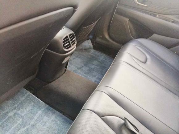 [苏州·苏U] 二手现代伊兰特2022款 1.5L CVT LUX尊贵版