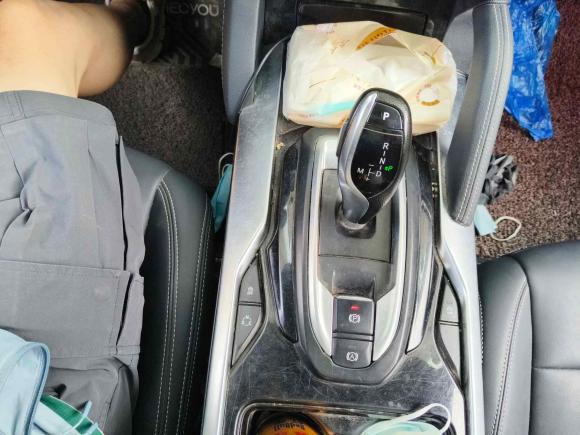 [南通·苏F] 二手中华中华V72018款 280T DCT豪华型 5座