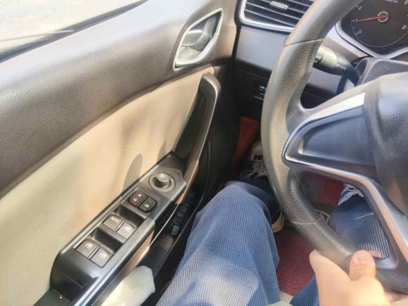 [杭州·浙B] 二手宝骏宝骏310W2017款 1.5L 手动舒适型 国V