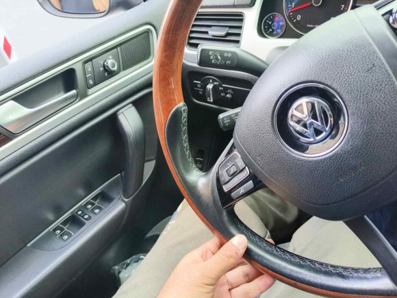 [杭州·浙F] 二手大众途锐2011款 3.0TSI 高配型