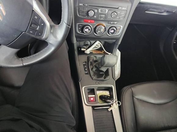 [嘉兴·浙F] 二手雪铁龙雪铁龙C4L2016款 1.2T 自动精英型