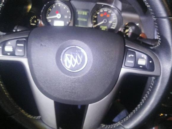 [深圳·粤B] 二手别克林荫大道2011款 博鳌论坛纪念版