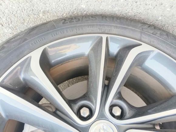 [武汉·鄂A] 二手别克昂科拉GX2022款 332T CVT两驱豪华型