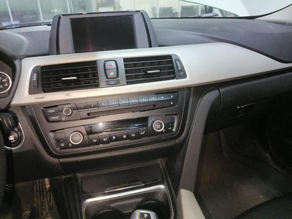 [苏州·苏U] 二手宝马宝马3系2015款 320Li 时尚型