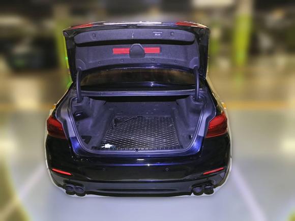 [无锡·苏B] 二手宝马宝马5系2018款 改款 530Li 尊享型 M运动套装