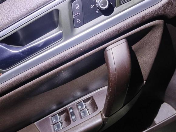 [武汉·鄂A] 二手大众途锐2011款 3.0TSI 舒适型