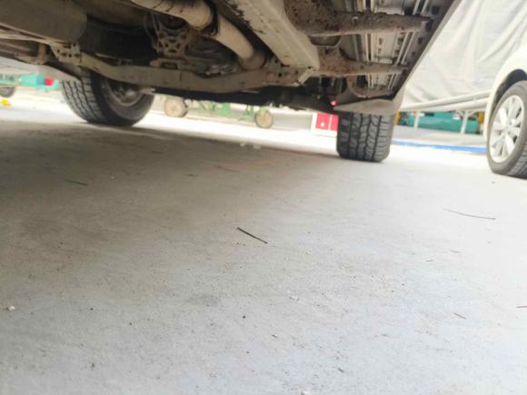 [杭州·浙F] 二手江铃驭胜S3502013款 2.4T 自动两驱柴油豪华版5座