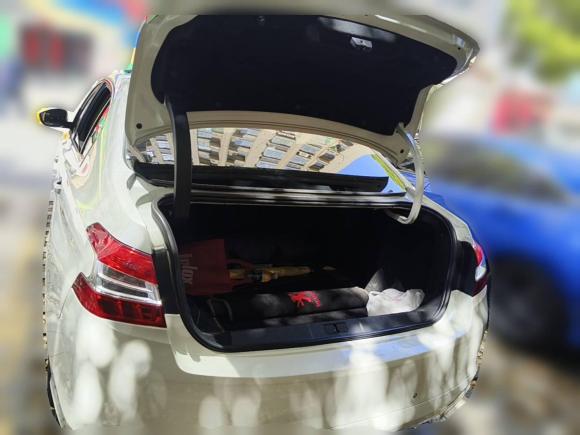 [合肥·皖A] 二手标致标致4082016款 1.6T 自动豪华版