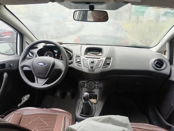 [上海·沪A] 二手福特嘉年华2013款 三厢 1.5L 手动风尚型