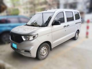 五菱汽车五菱宏光V2022款 1.5L劲取版电动助力LAR