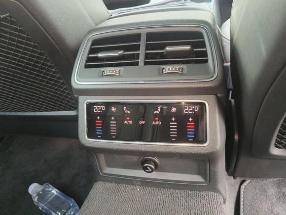 [广州·粤E] 二手奥迪奥迪A6L2021款 45 TFSI 进享人生版