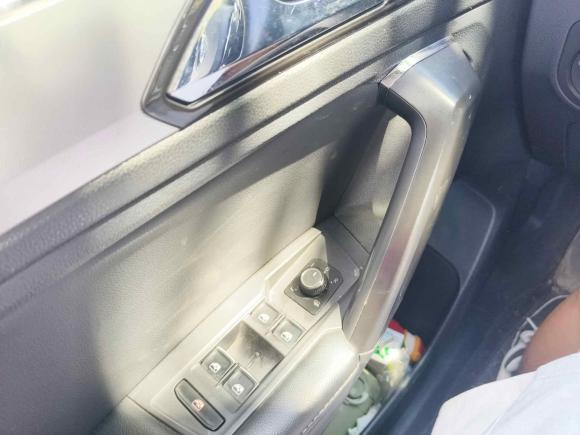 [金华·浙G] 二手大众途观L2017款 330TSI 自动两驱豪华版