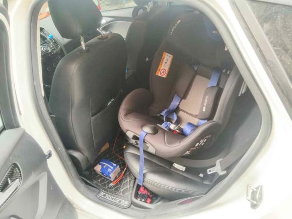 [广州·粤A] 二手福特福克斯2012款 两厢 1.6L 自动舒适型